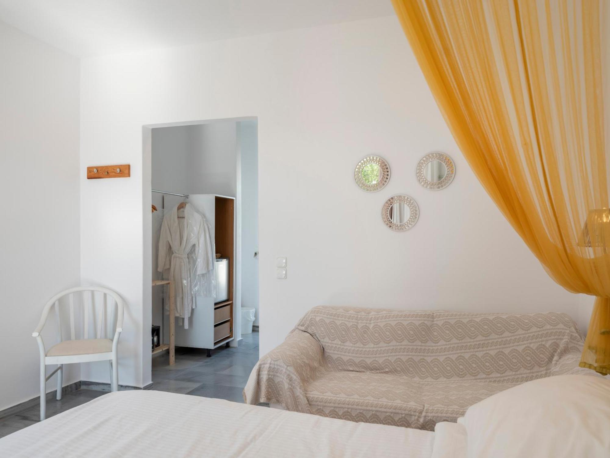 Parosland Hotel Aliki  Room photo